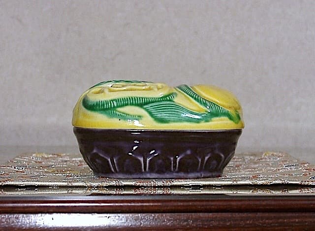 京焼・清水焼　三浦竹泉（初代）作　大獅子　交趾香合　箱合　無傷　保証。