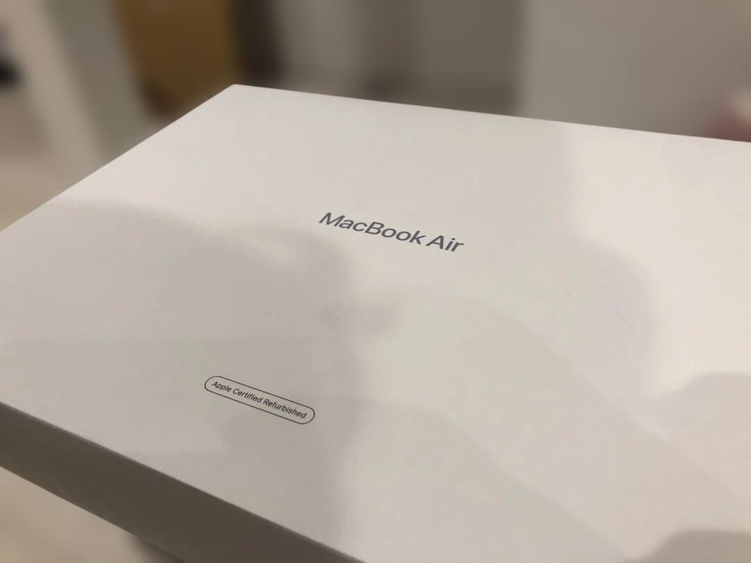 【極美品】MacBook Air 2025 (Early) 16GB/256GB