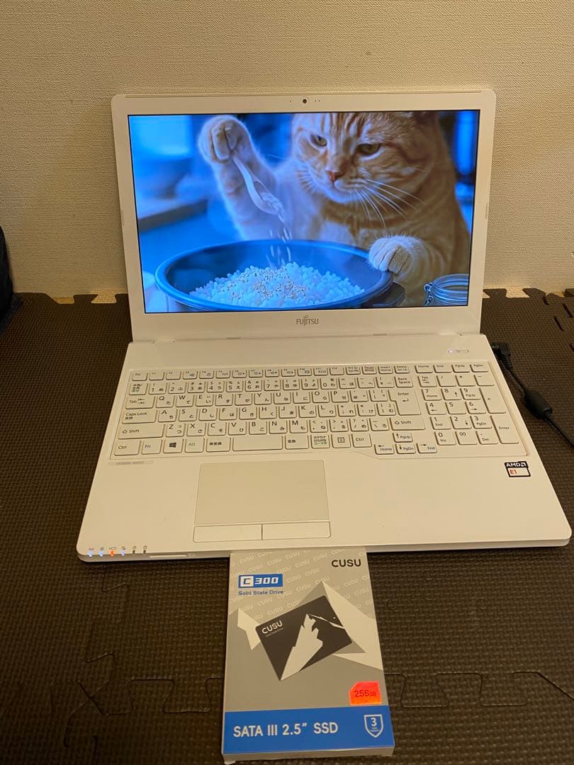 Windowsノート本体 FUJITSU LIFEBOOK AH30/X SSD 256GB