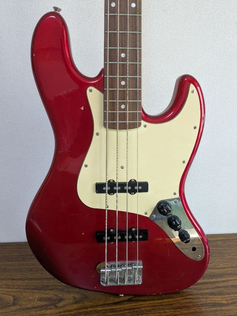 【ジャンク品】 フェルナンデス エレキベース 赤