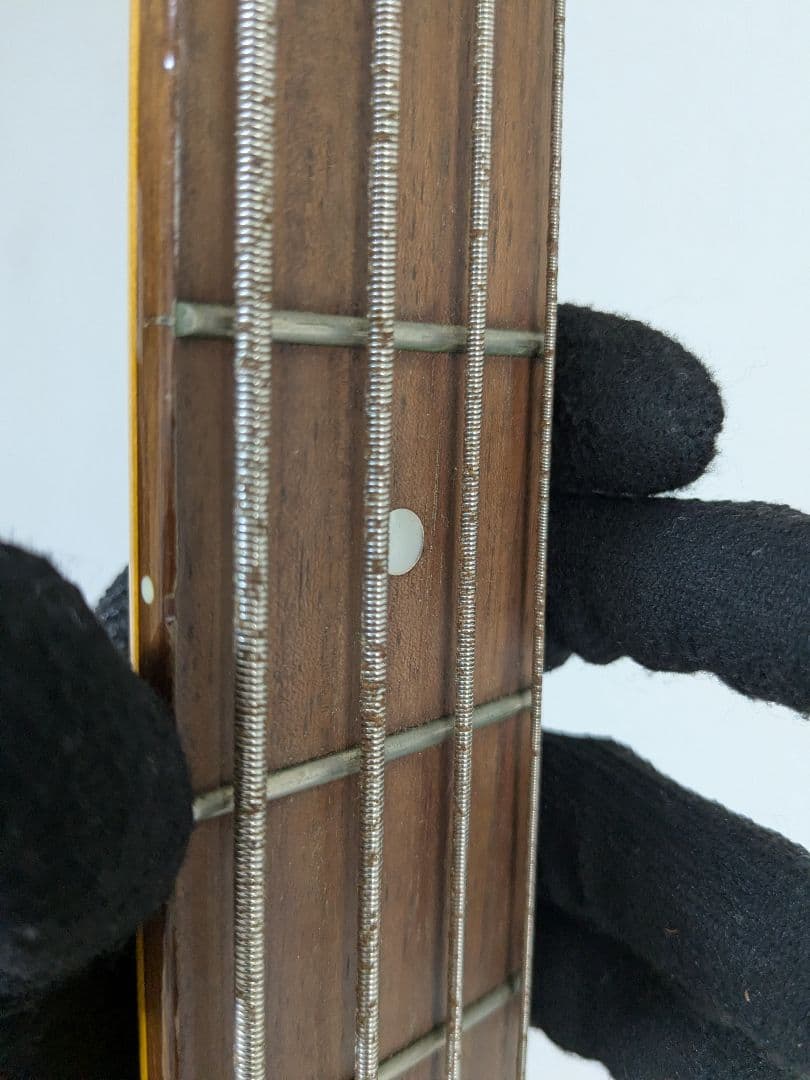 【ジャンク品】 フェルナンデス エレキベース 赤