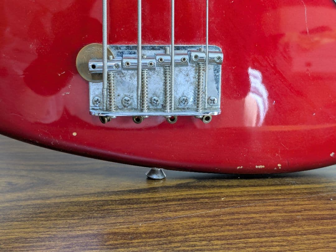 【ジャンク品】 フェルナンデス エレキベース 赤