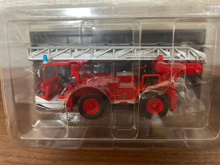 デルプラド社製・世界の消防車コレクション✿︎64体フルコンプ✿︎