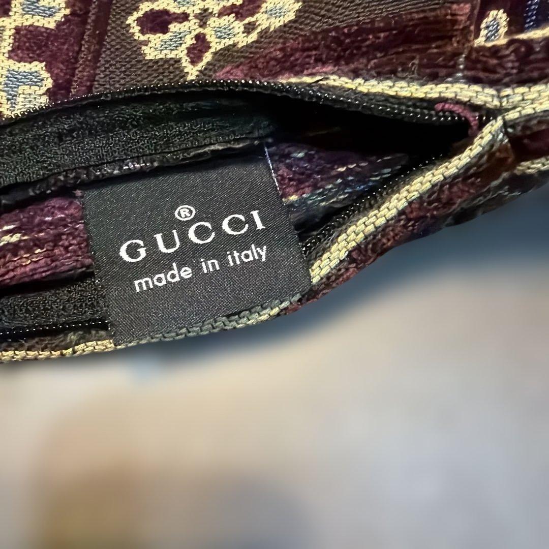 GUCCI グッチ　幾何学模様 クッションカバー　紫　☆レアです。