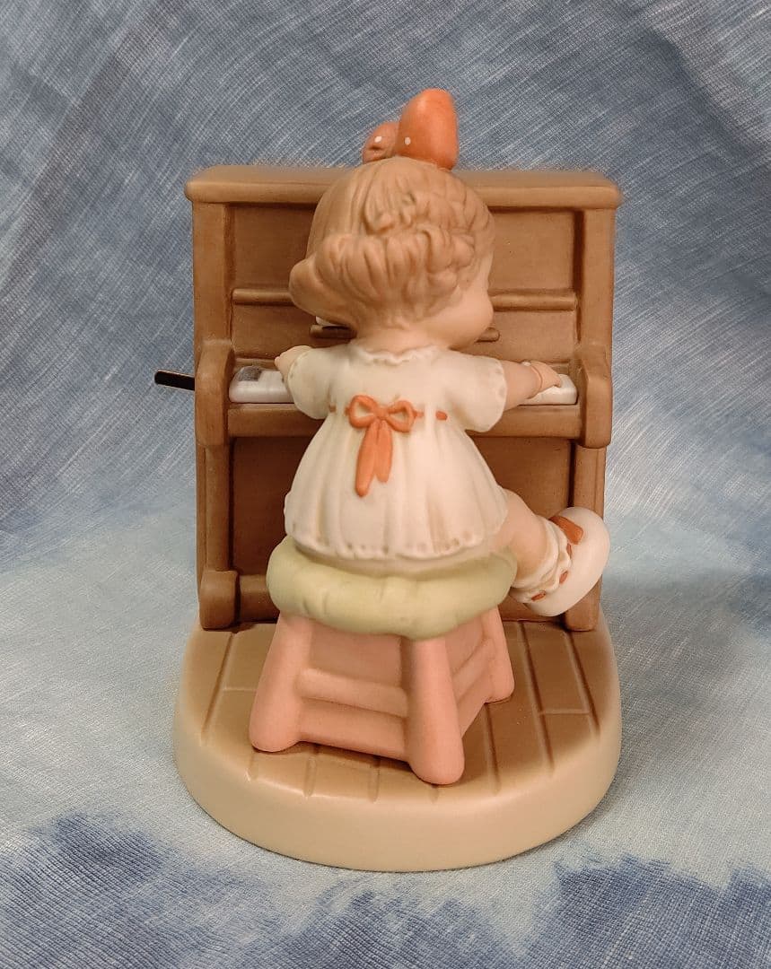 ルーシー アトウェル \" 私からあなたへ ささやかな歌を \"超レアオルゴール