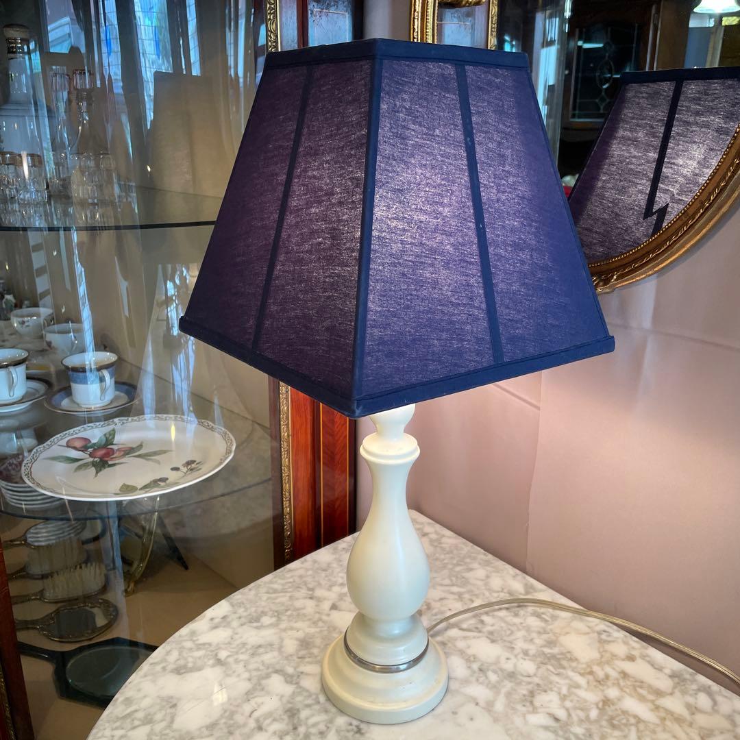 ネイビーカラーの素敵なランプ・USA