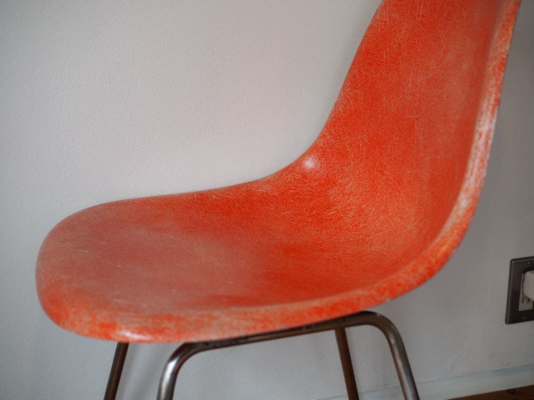 イームズ　ハーマンミラー　シェルチェア