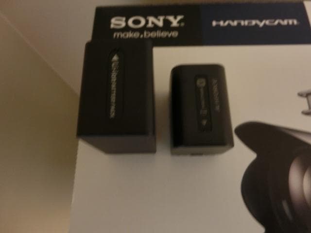 ソニーレンズ交換式デジタルHDビデオカメラレコーダー NEX-VG10一式＋α