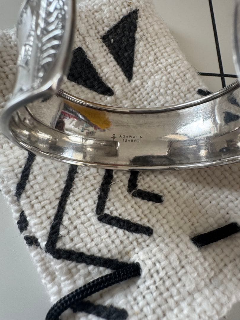 Adawat'n Tuareg（アダワットゥン トゥアレグ）バングル