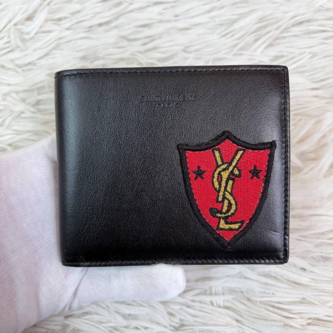 未使用級✨サンローラン 二つ折り 財布 YSL シールドワッペン 黒/ブラック