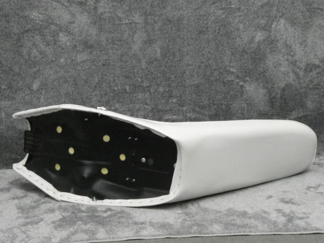 ホーク 白 エナメル ６０ｃｍ 三段シート / 角タンク ホワイト 補強入り