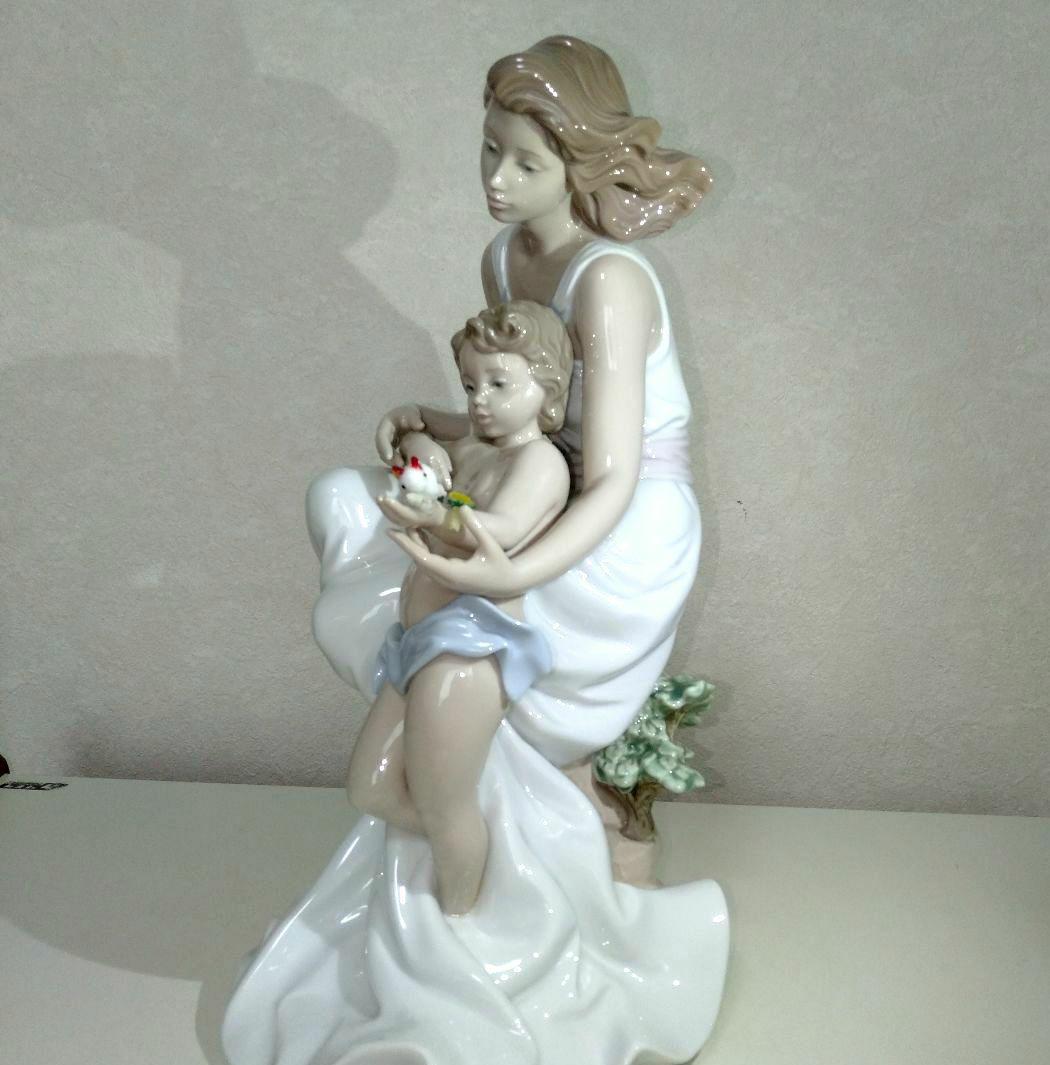 大型リヤドロ人形　「幼きころ」　訳あり　１体　絶版品