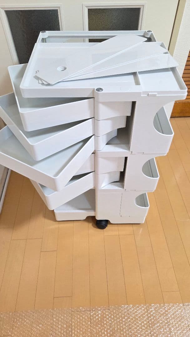 ★正規品★ジョエ・コロンボ　ボビーワゴン 3段5トレイ ホワイト★美品★