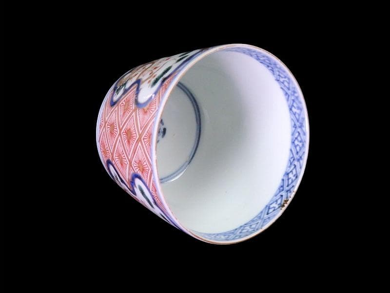 大聖寺伊万里　金襴手松竹梅に菊花四方襷紋の図　大振蕎麦猪口　E604AS-CUa