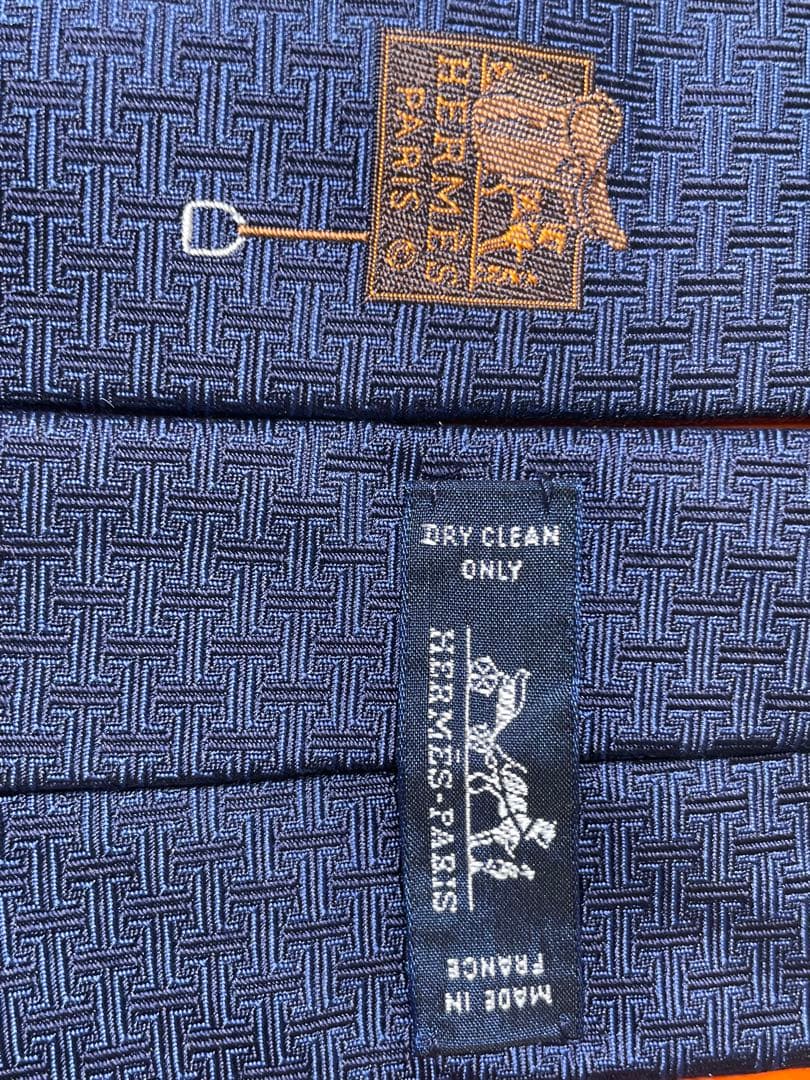 【試着のみ】HERMES H総柄　ネイビー シルク ネクタイ