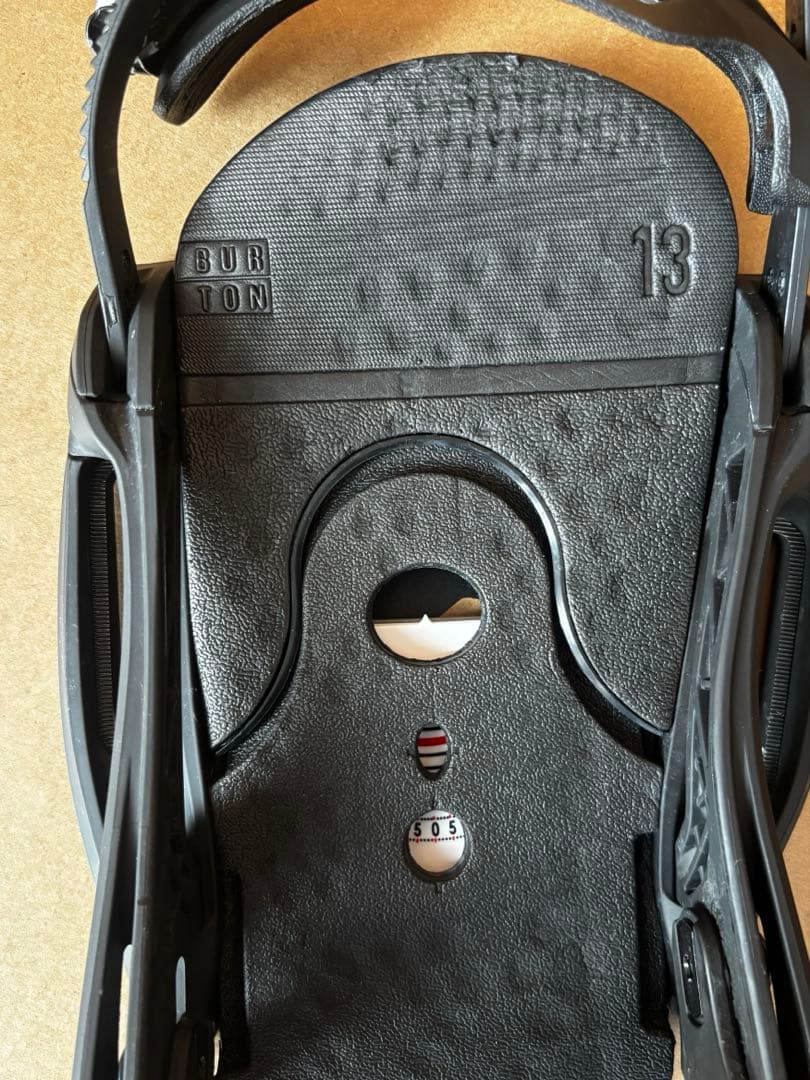 2025-26 BURTON MEN'S CARTEL EST Mサイズ