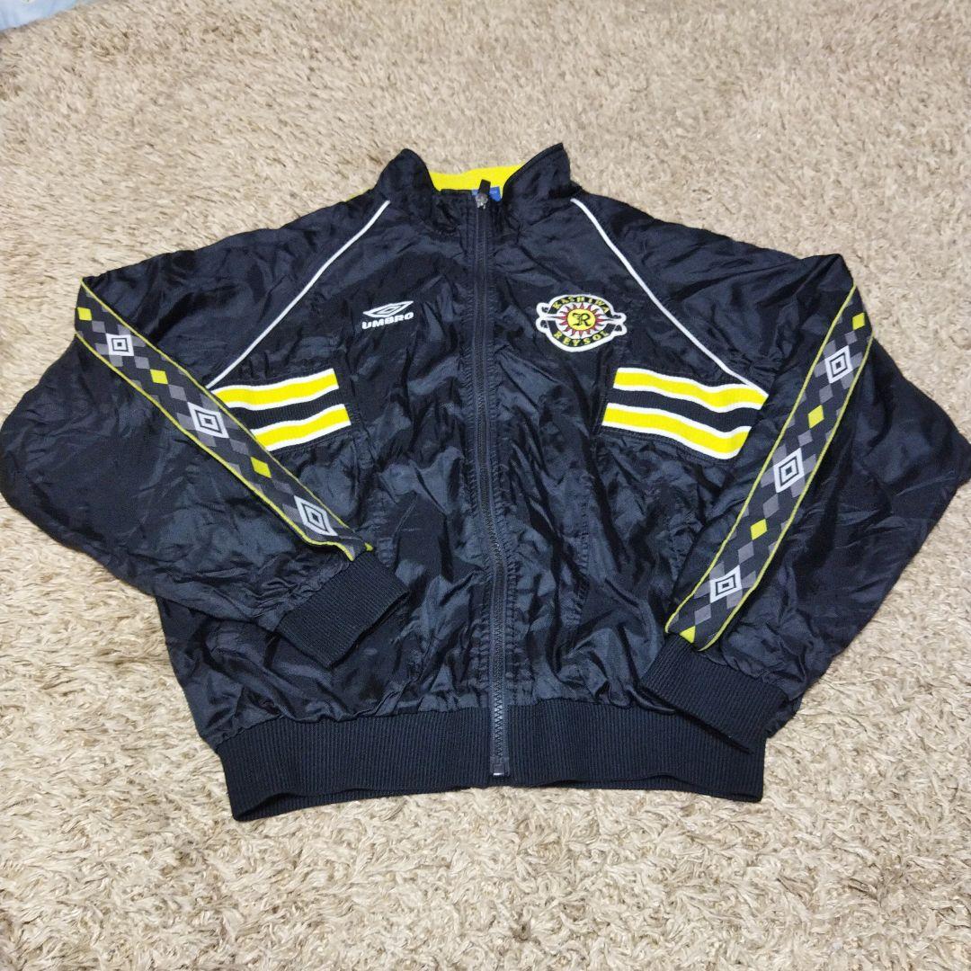 umbro 柏レイソル 公式　ウインドブレーカー