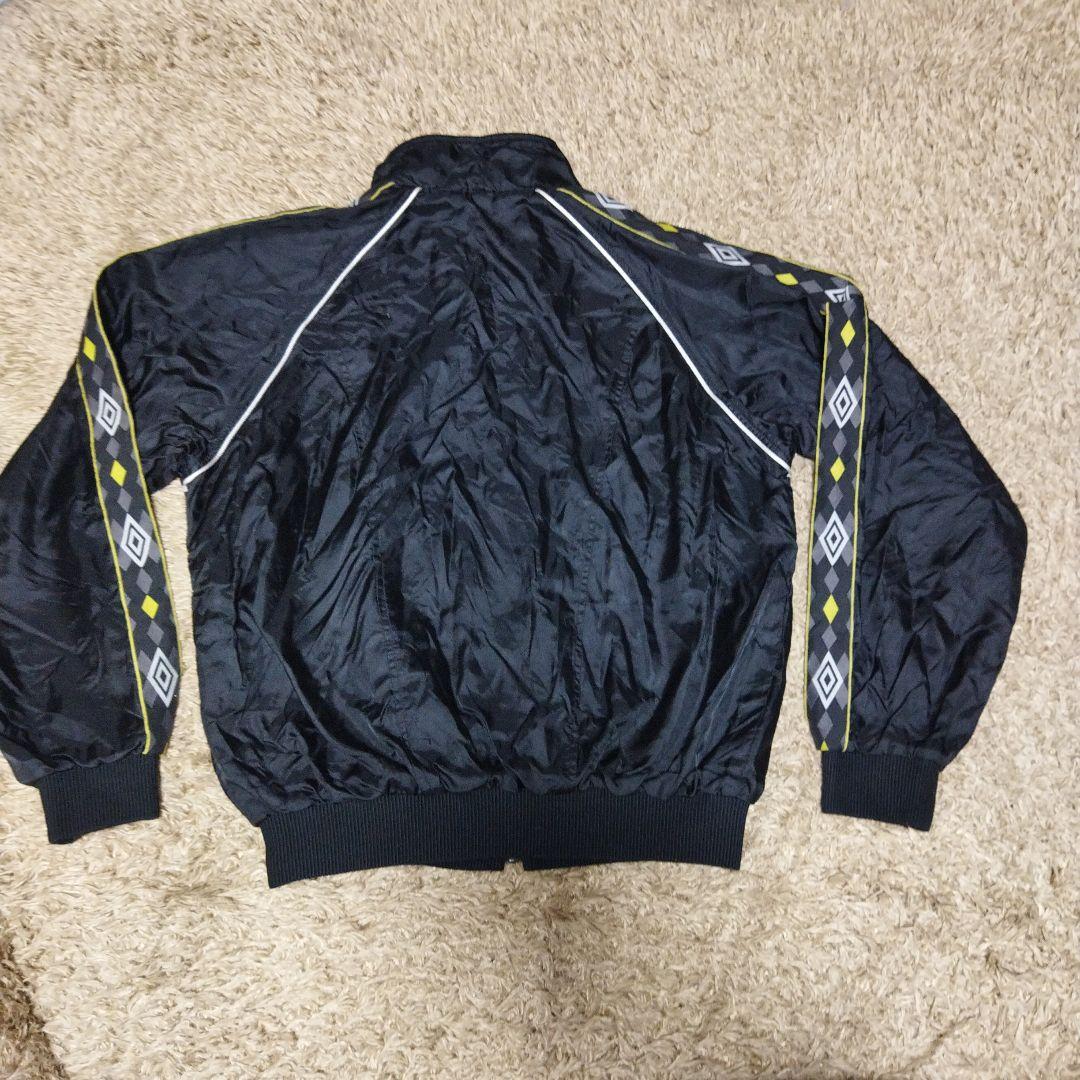 umbro 柏レイソル 公式　ウインドブレーカー