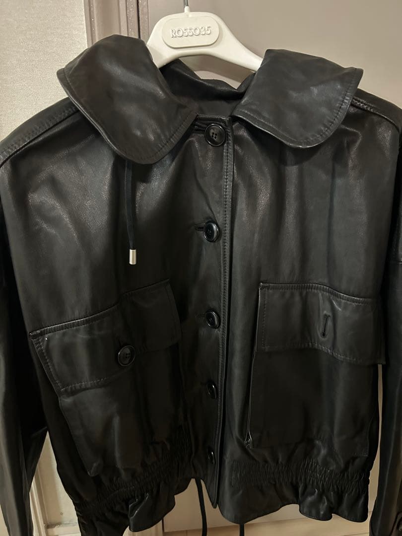 Sisii フード付き本革ジャケット