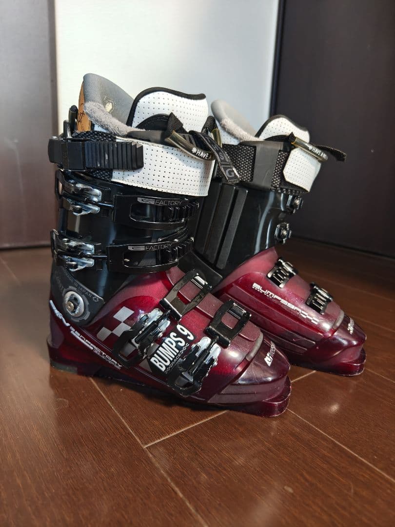 Bumps 9 モーグル用スキー靴 紫