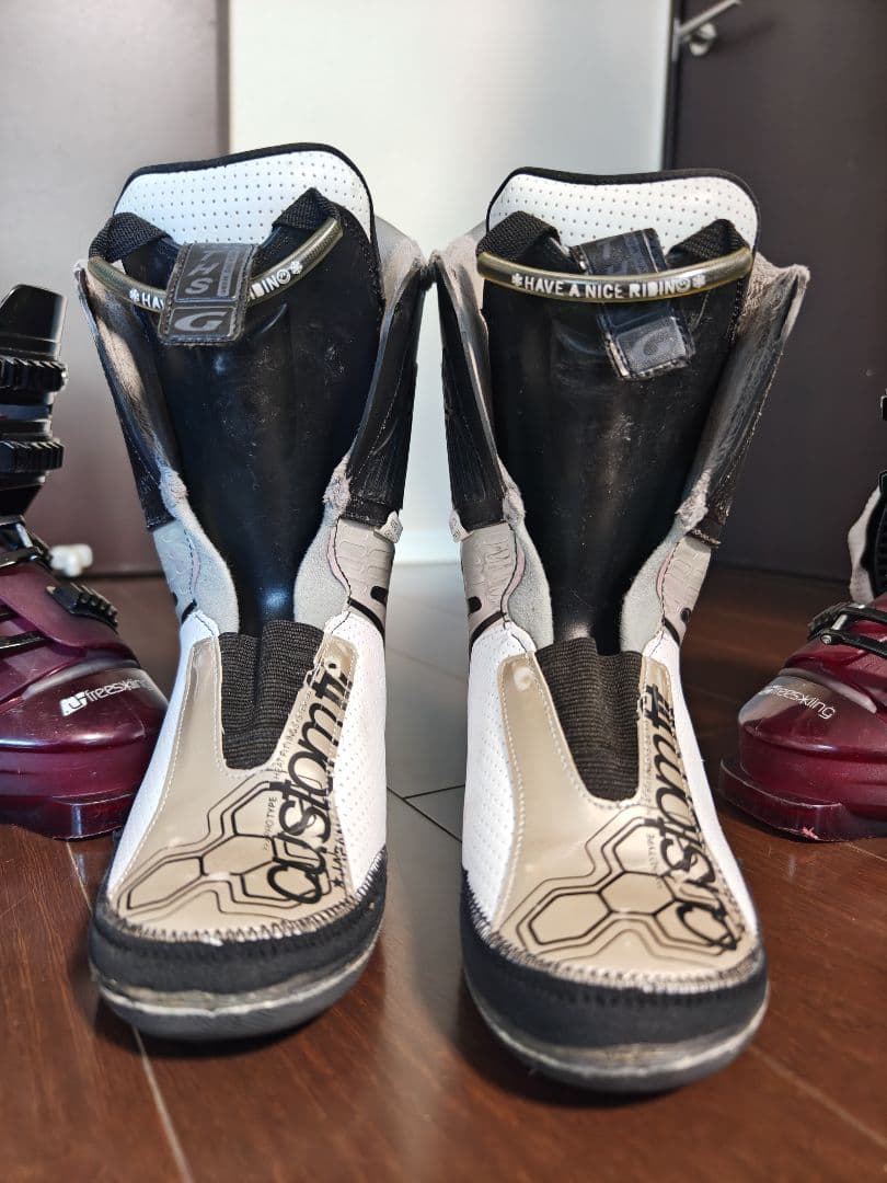 Bumps 9 モーグル用スキー靴 紫