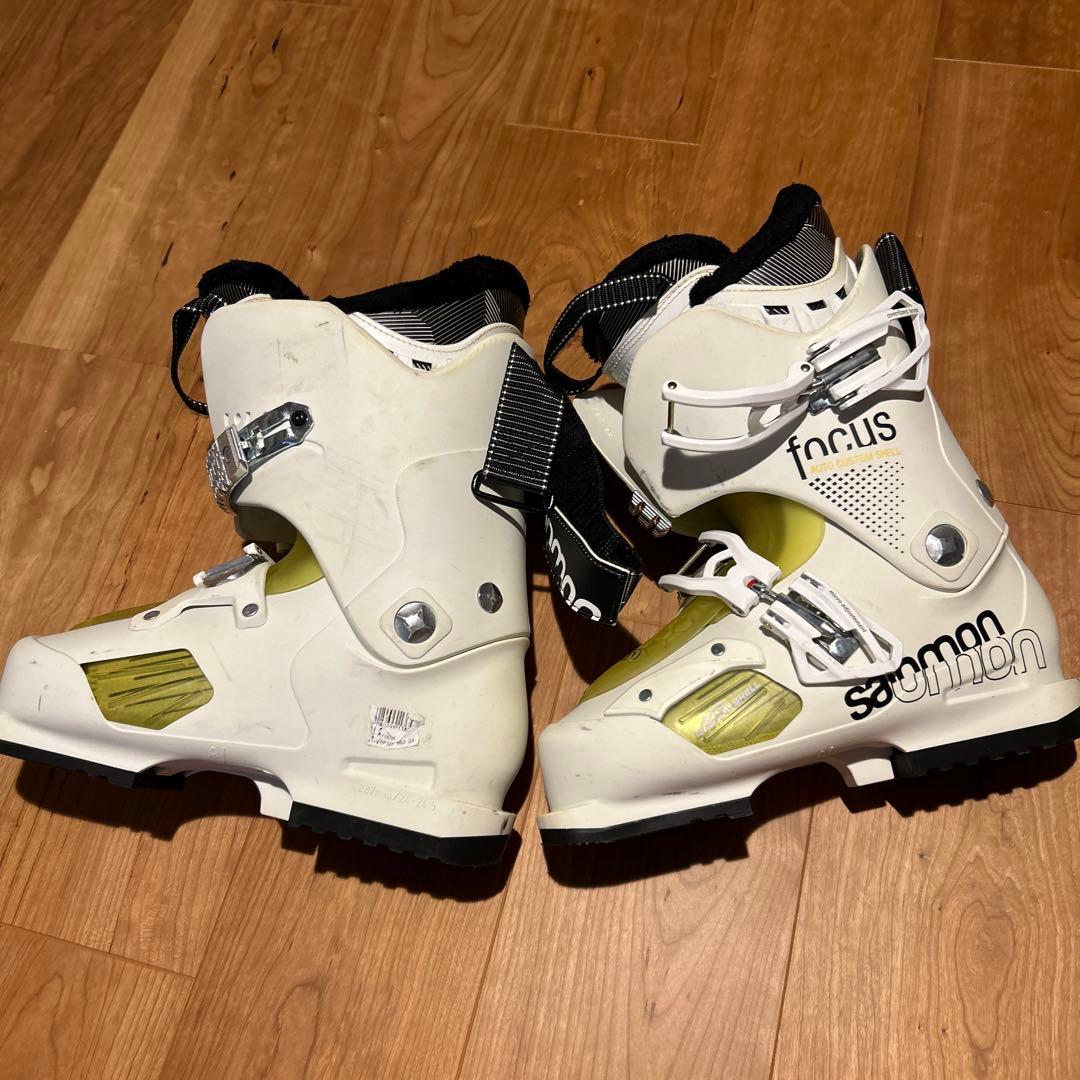 サロモン　スキーブーツ　24cm-24.5cm 収納バック付き