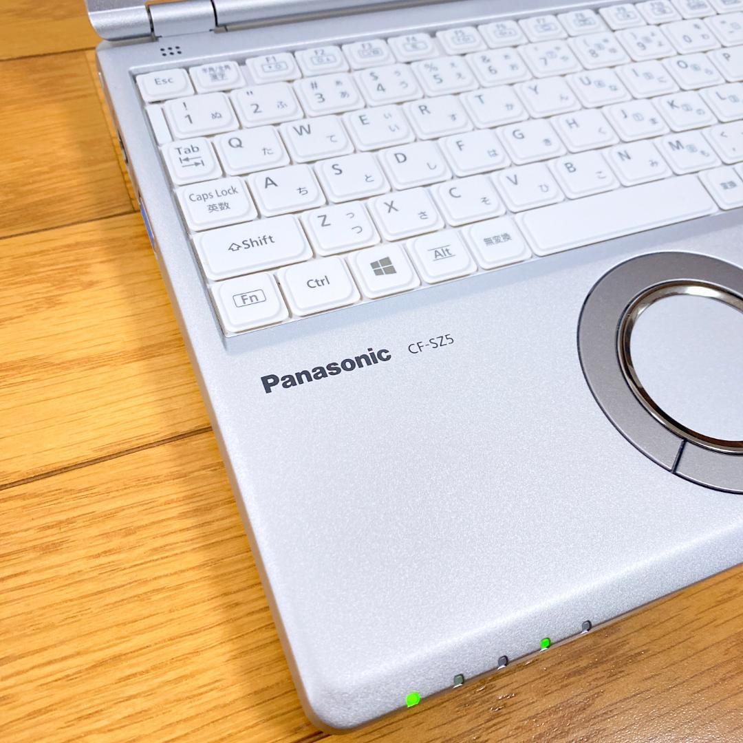 ナッツ✨快適仕様レッツノート✨6世代i5 SSD256 メモリ8 軽量小型