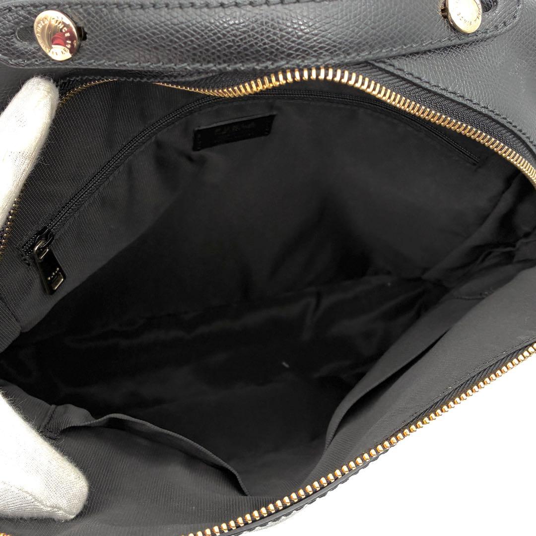 極美品 フルラ パイパー リュック バッグパック ロゴ 総柄 レディース 黒