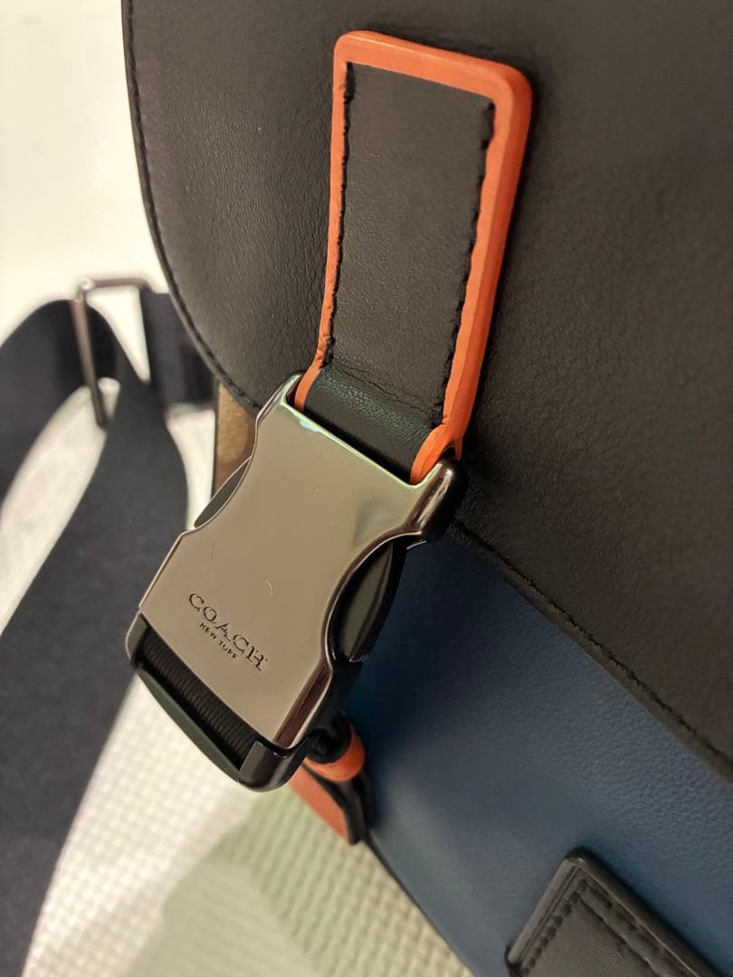 Coach メッセンジャーバッグ