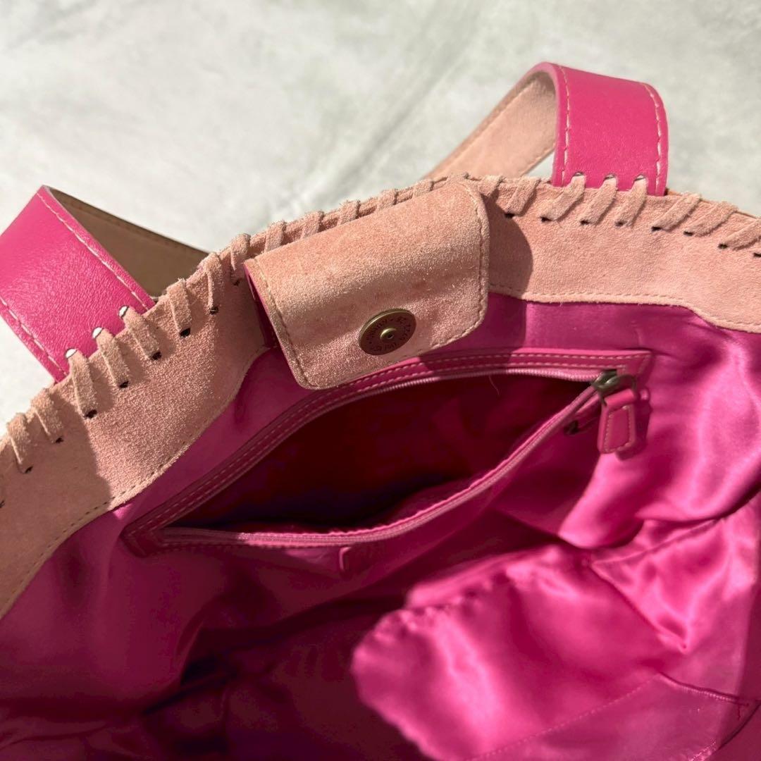 バッグ Coach Signature Flower Stitch Suede Bag