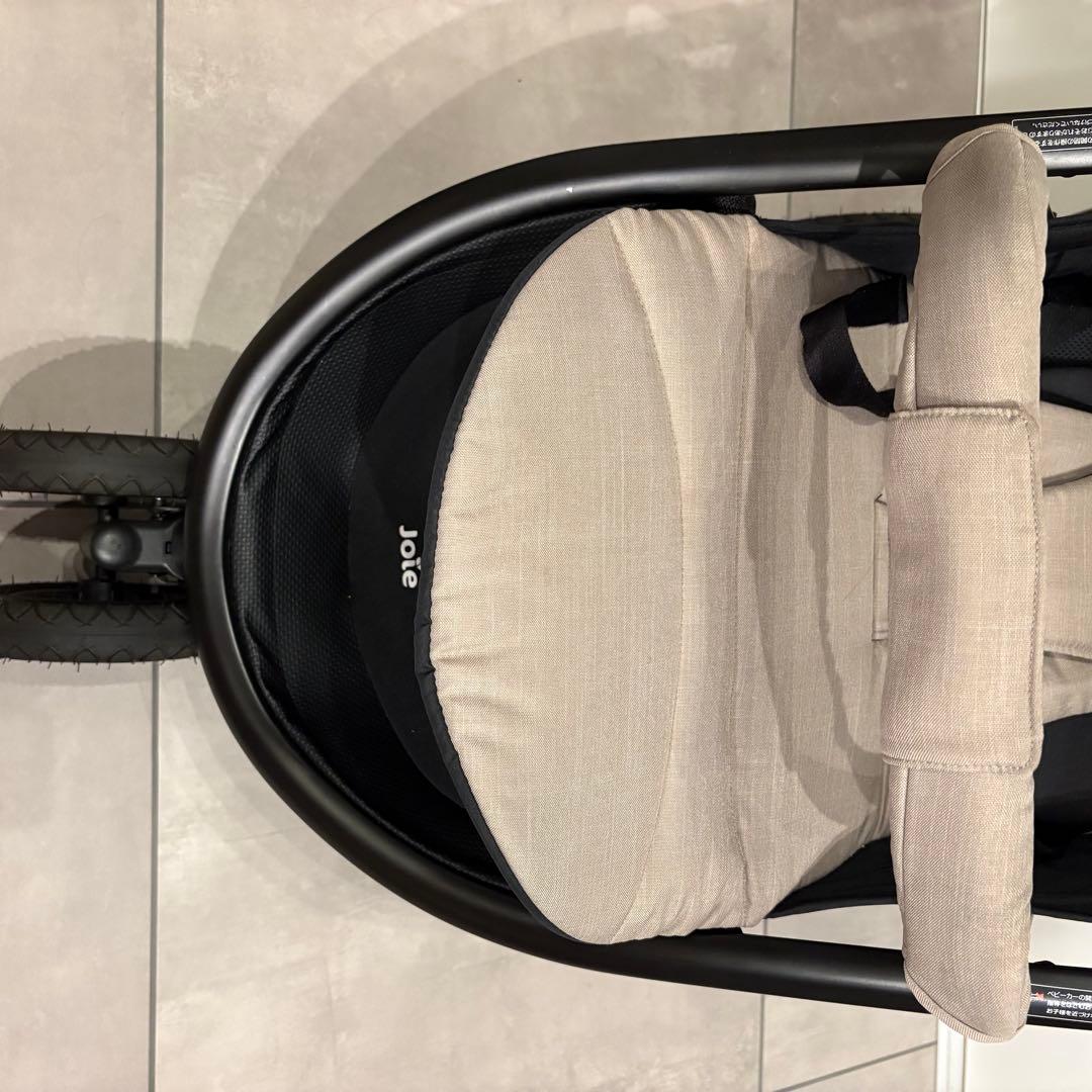 Joie ライトトラックス3 DLX 2024年新モデル　ムーンロック　ベージュ
