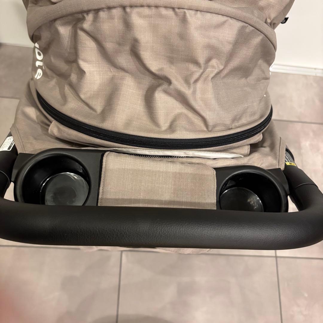 Joie ライトトラックス3 DLX 2024年新モデル　ムーンロック　ベージュ