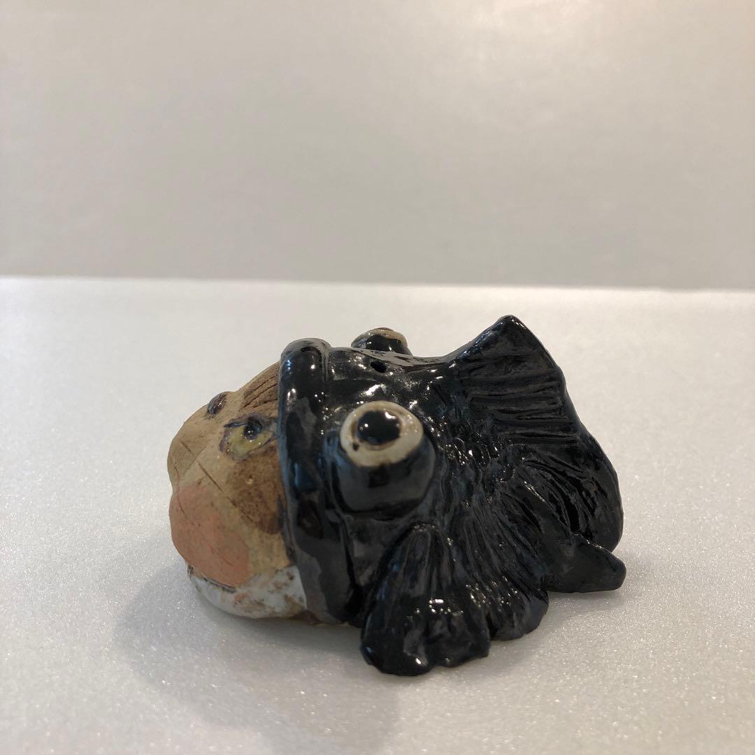 【新品】人気作家 岡村洋子 猫かぶりシリーズ 金魚★黒 置物 焼き物