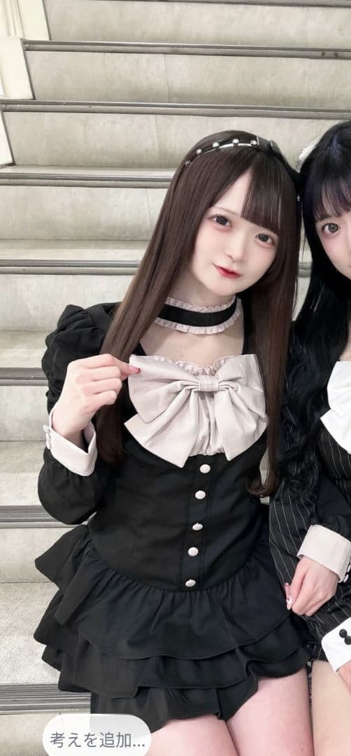 pium フロントリボンチョーカーティアードミニワンピ ブラック×ピンク