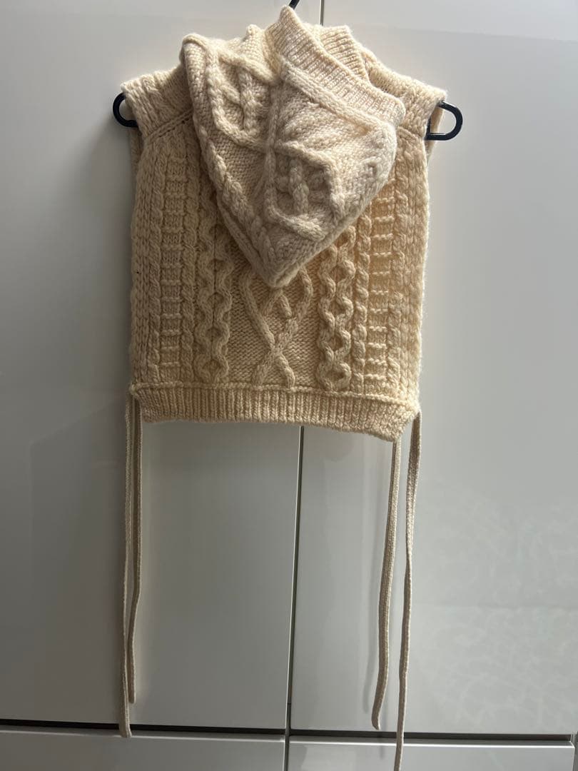 新品tao COMME des garçonsアイボリー ケーブル編みセーター