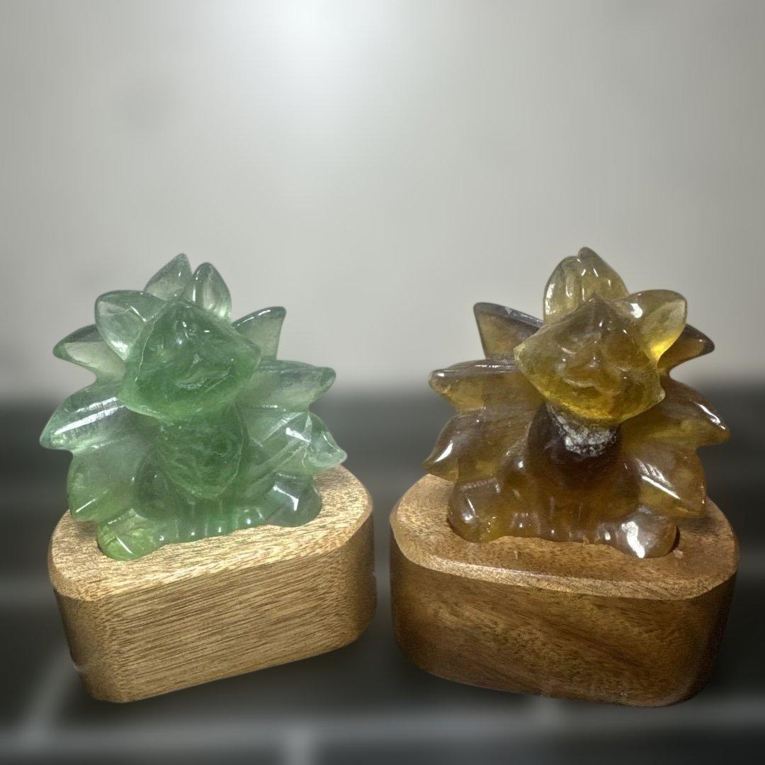 【高品質】フローライト 九尾狐 彫刻 台座付き 天然石