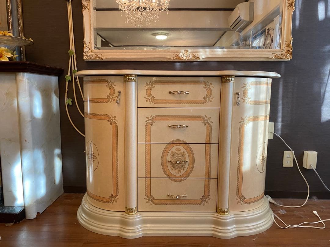 12/15まで　サルタレッリ　イタリア製アンティーク　フローレンスリビングボード