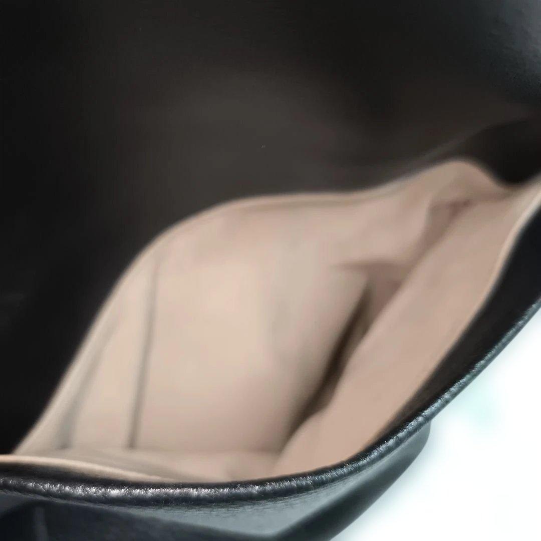 ✨美品✨ ビューティーユース トートバッグ レザー 肩掛け A4可 シボ革 黒