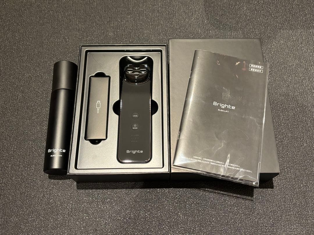 Brighte エレキリフト 美顔器 ブラック