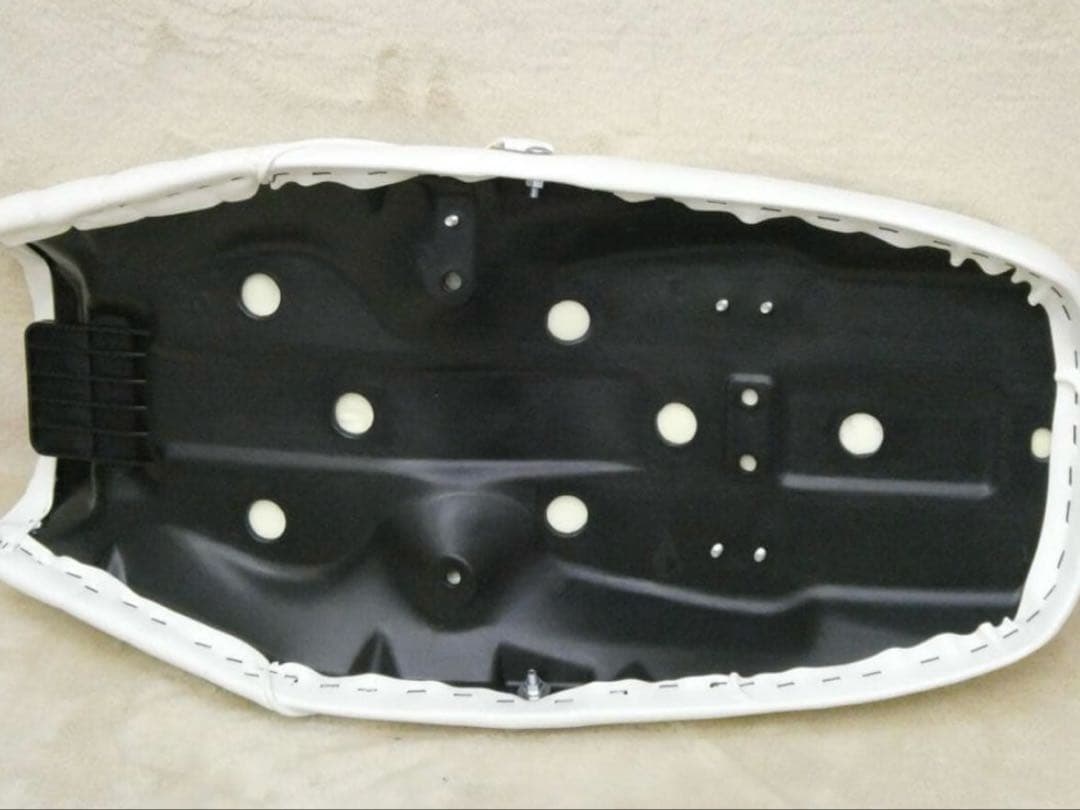 フセイン　送料込み　cb250t ホーク用　タックロール