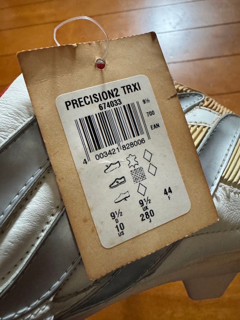 アディダス プレデタープレシジョンHG 28cm 新品未使用