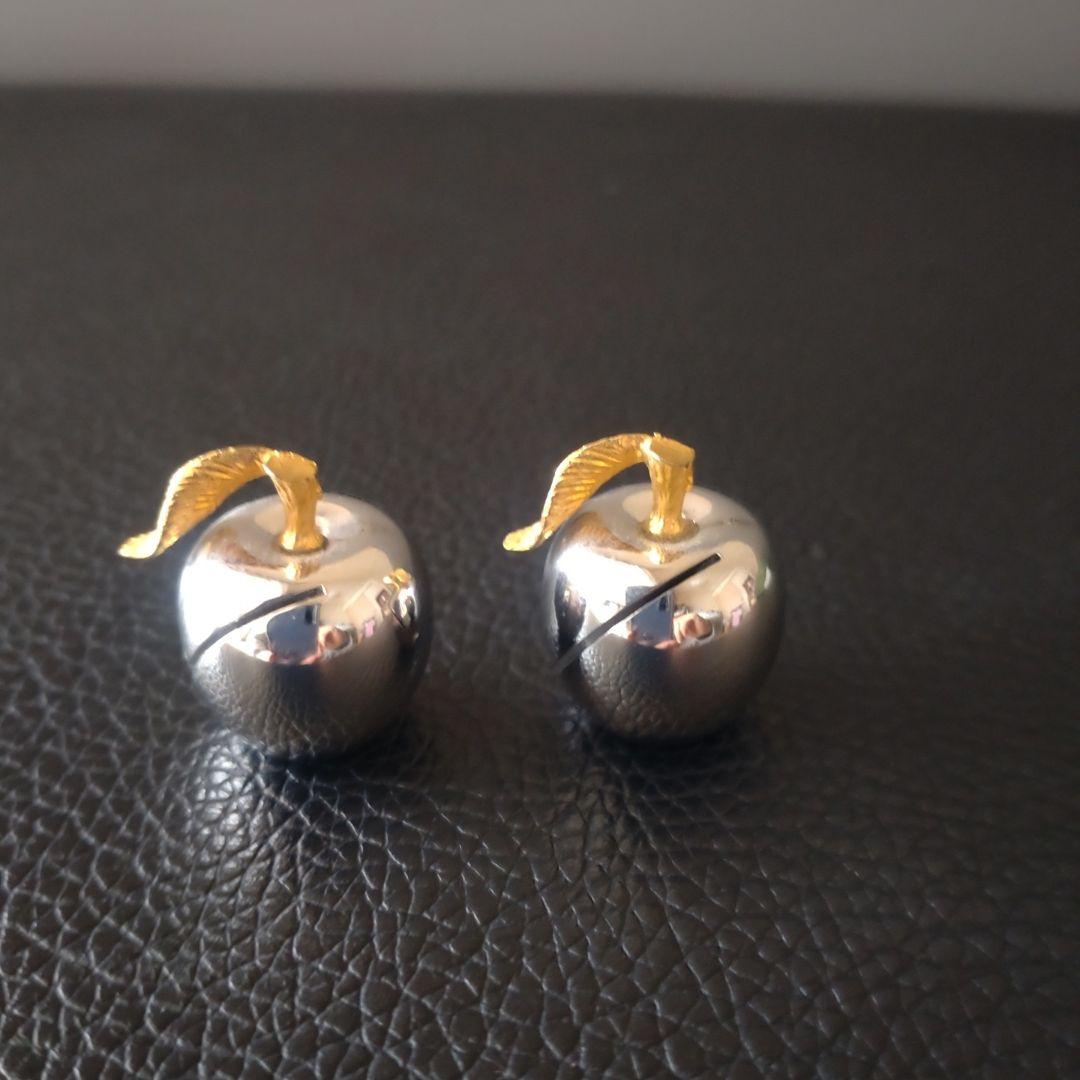 レタースタンド りんごデザインがオシャレ♪ 細やかな細工 重厚感&高級感