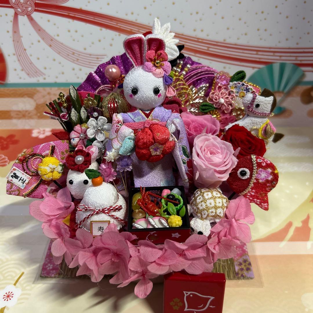 ハンドメイド❣️お正月豪華アレンジ❣️希少お目ぱっちりうさぎちゃん❣️扇、門松❁⃘*.゜