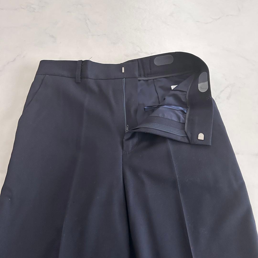 さ*く様 美品 ノーカラーパンツスーツ 洗えるセットアップ 紺 ネイビー M ワ