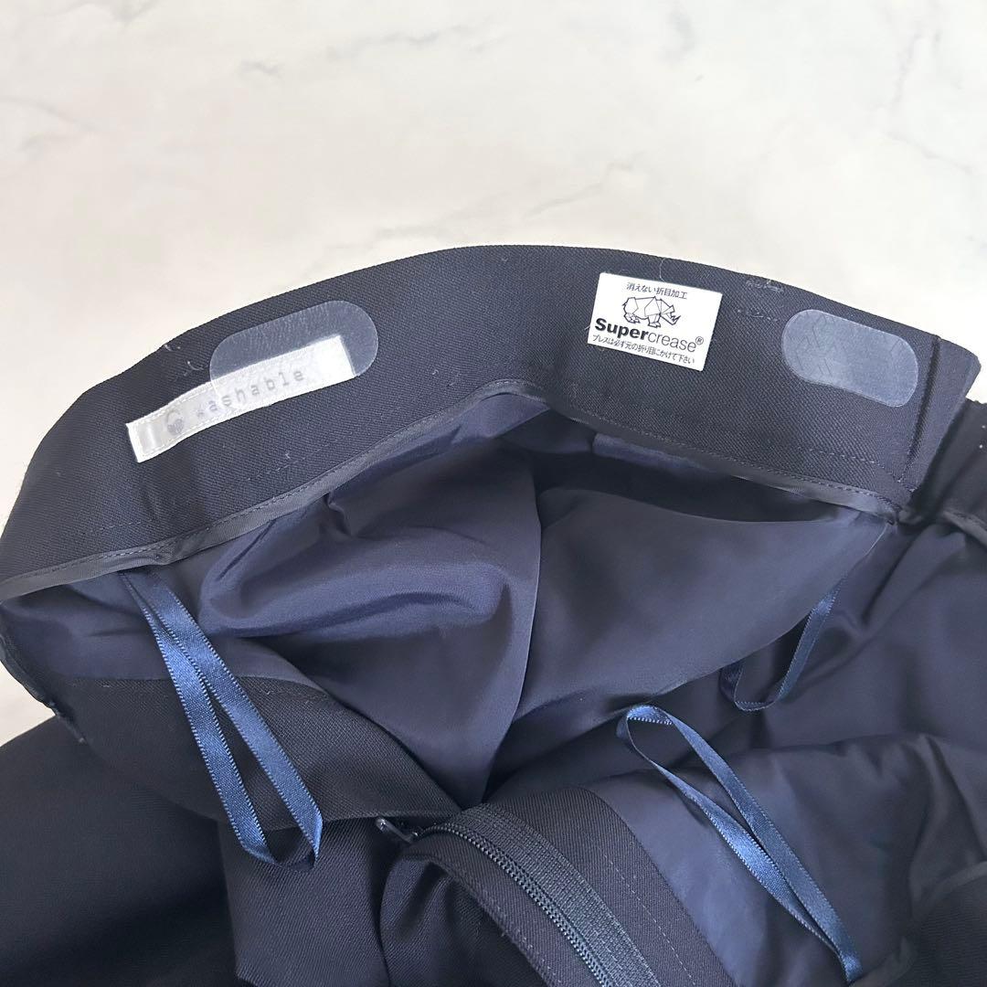 さ*く様 美品 ノーカラーパンツスーツ 洗えるセットアップ 紺 ネイビー M ワ