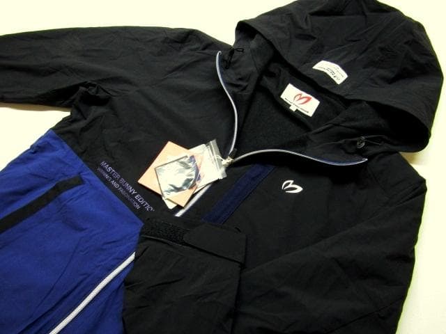 新品未使用品 PEARLY GATES マスターバニー パーカージャケット