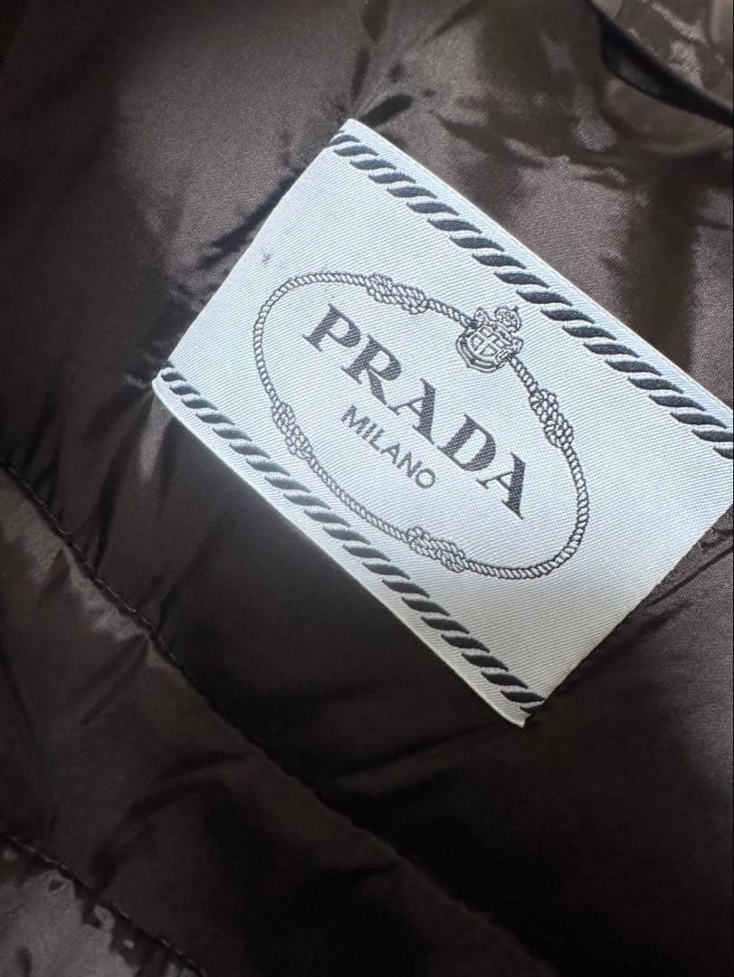 PRADA レディース　ダウンジャケット　40 黒　ブラック