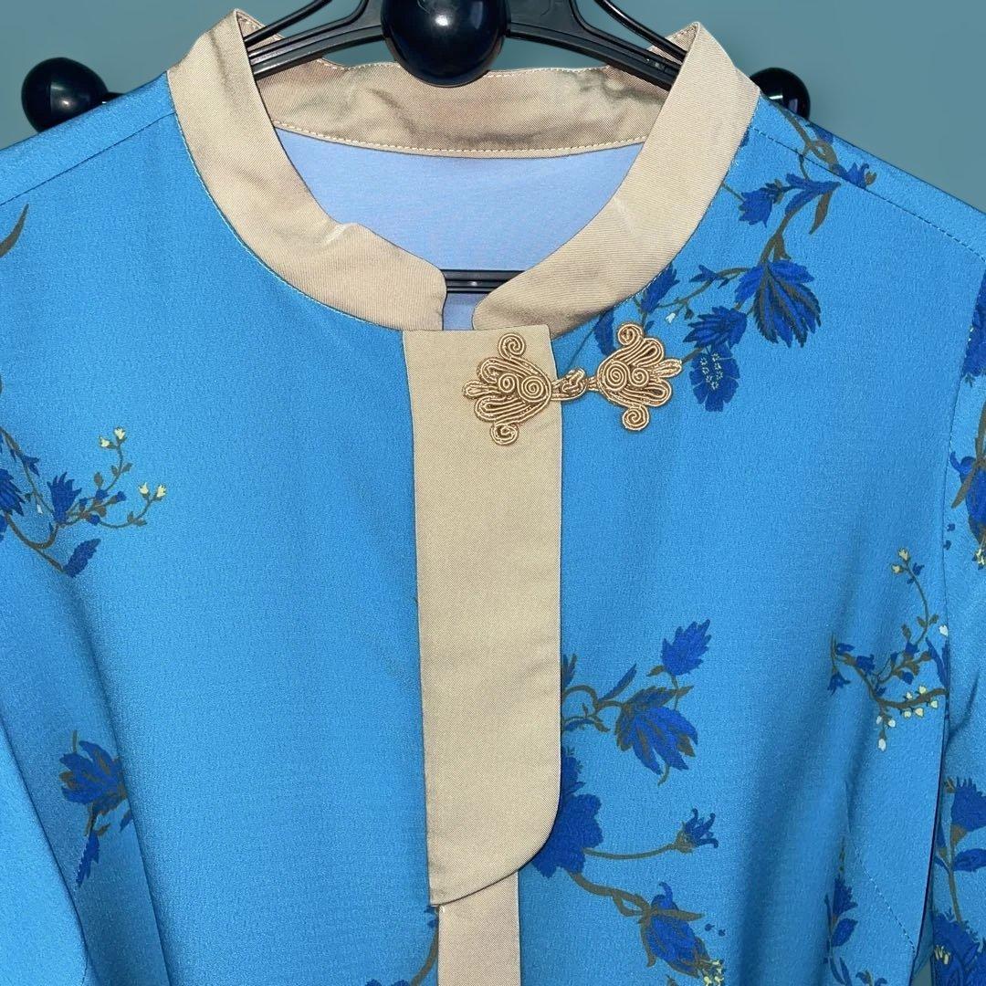 値下げしました！！　着飾る恋には理由があって　花柄ブルーのワンピース