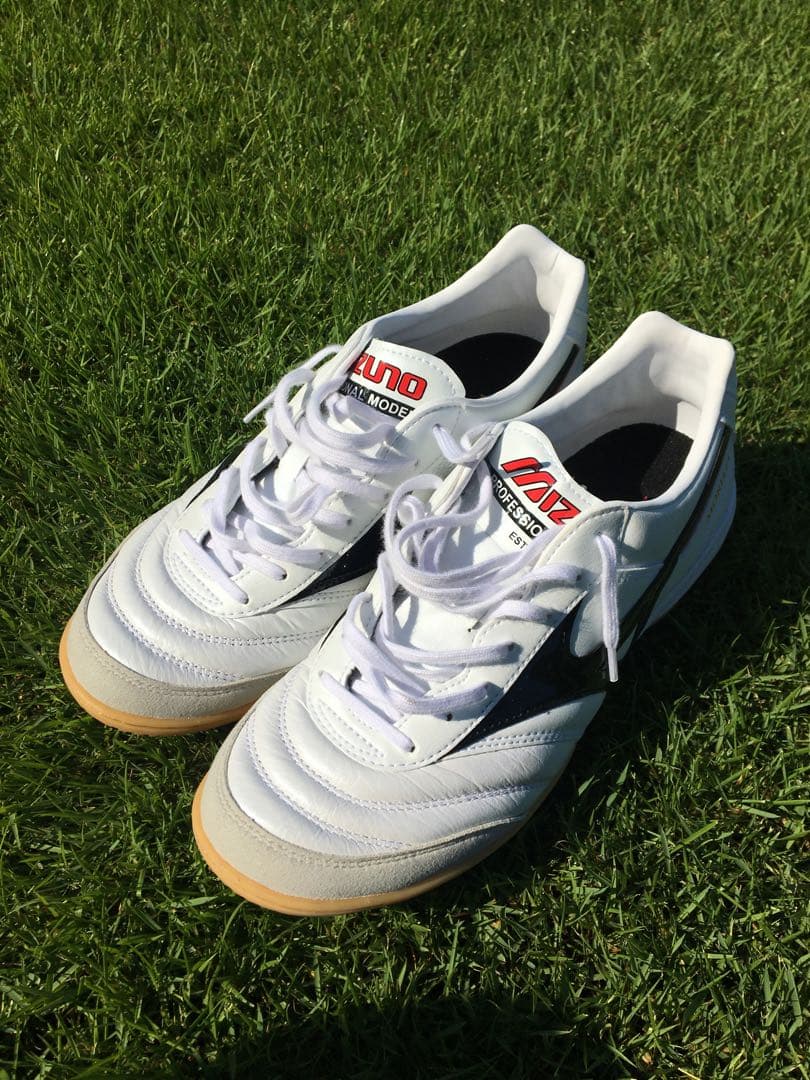 ミズノモレリアIN フットサルシューズ