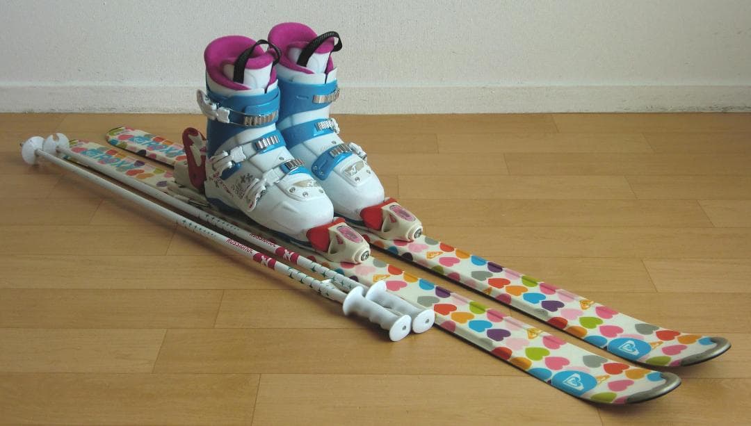 ■1月限定■送料無料■ROXY■子供用スキーセット■板130靴22.5■WAX■